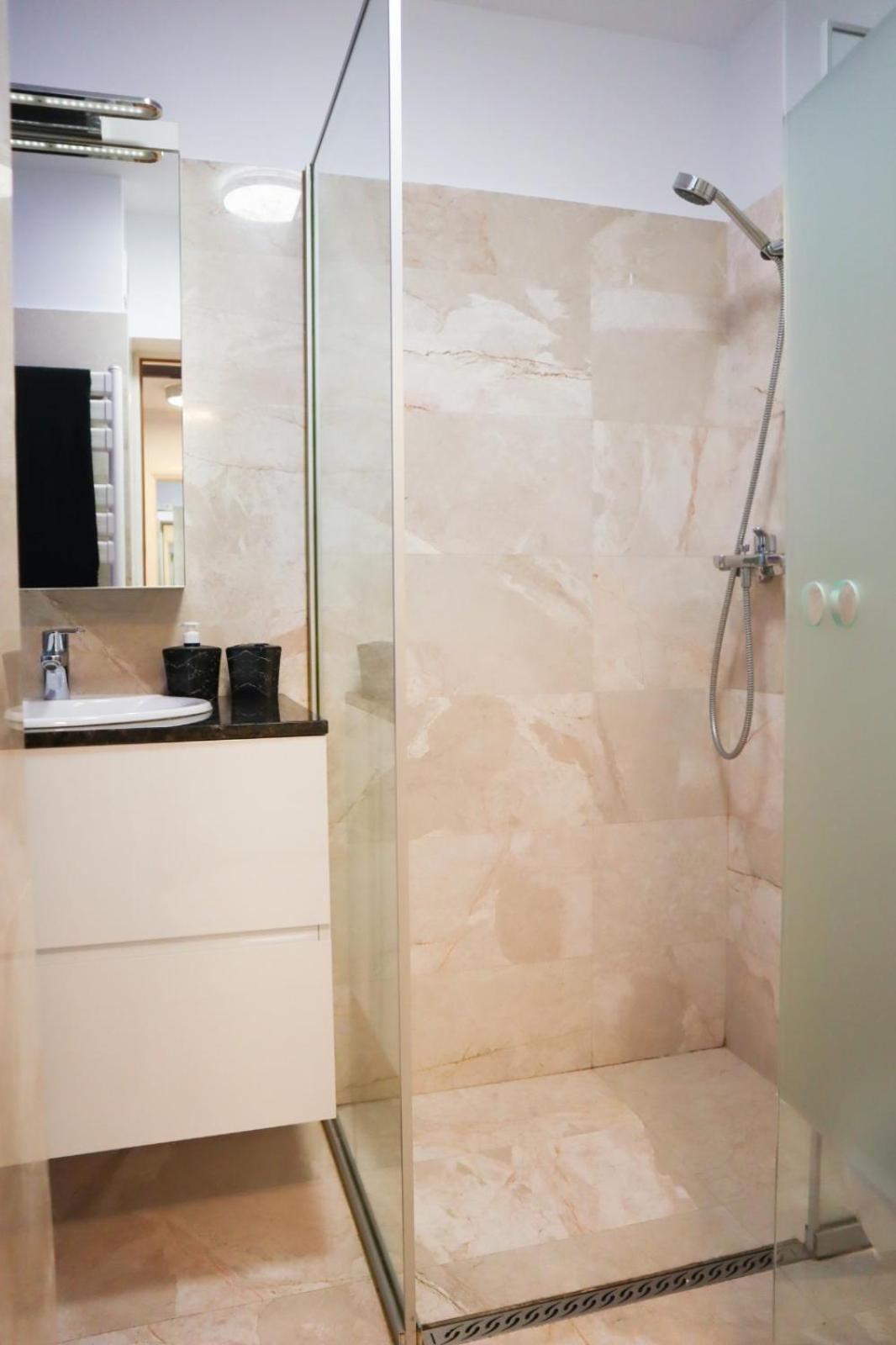 בוקרשט Central Apartament Bulevardul Decebal מראה חיצוני תמונה